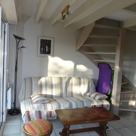 Apartment 2 Et Jardin A Navarrosse