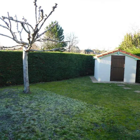 Apartment 2 Et Jardin A Navarrosse *